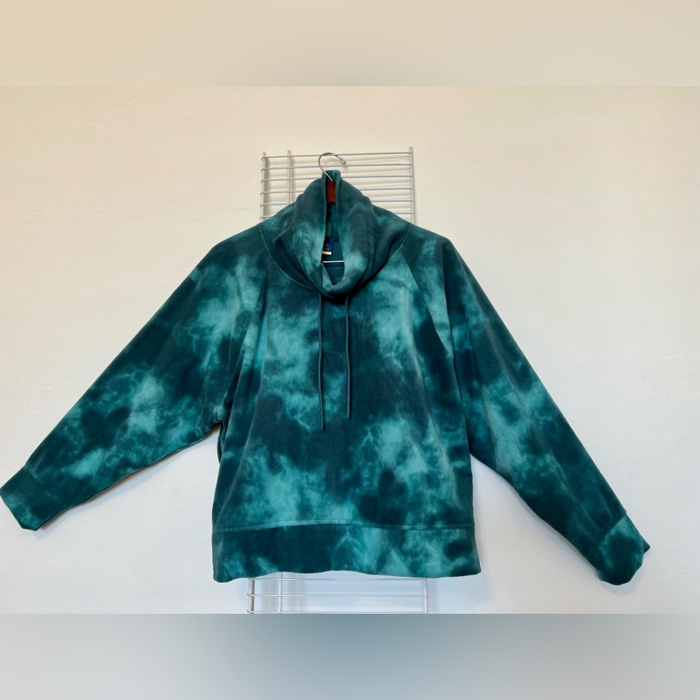 Old Navy cropped pullover sweater. Size XXL